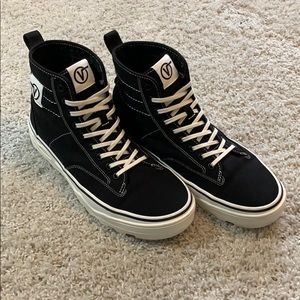 Like New Vans Sentry WC (Canvas) Black Marshmallow